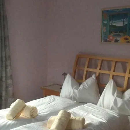 Koenig Guest house *